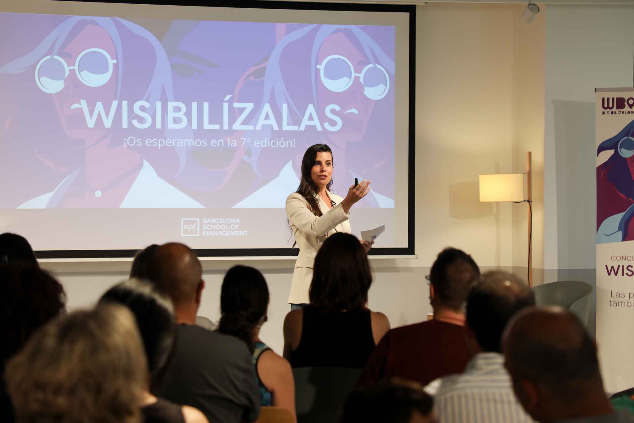 Ana Freire, fundadora de Wisibilízalas, durante la ceremonia de entrega de premios de la 6ª edición